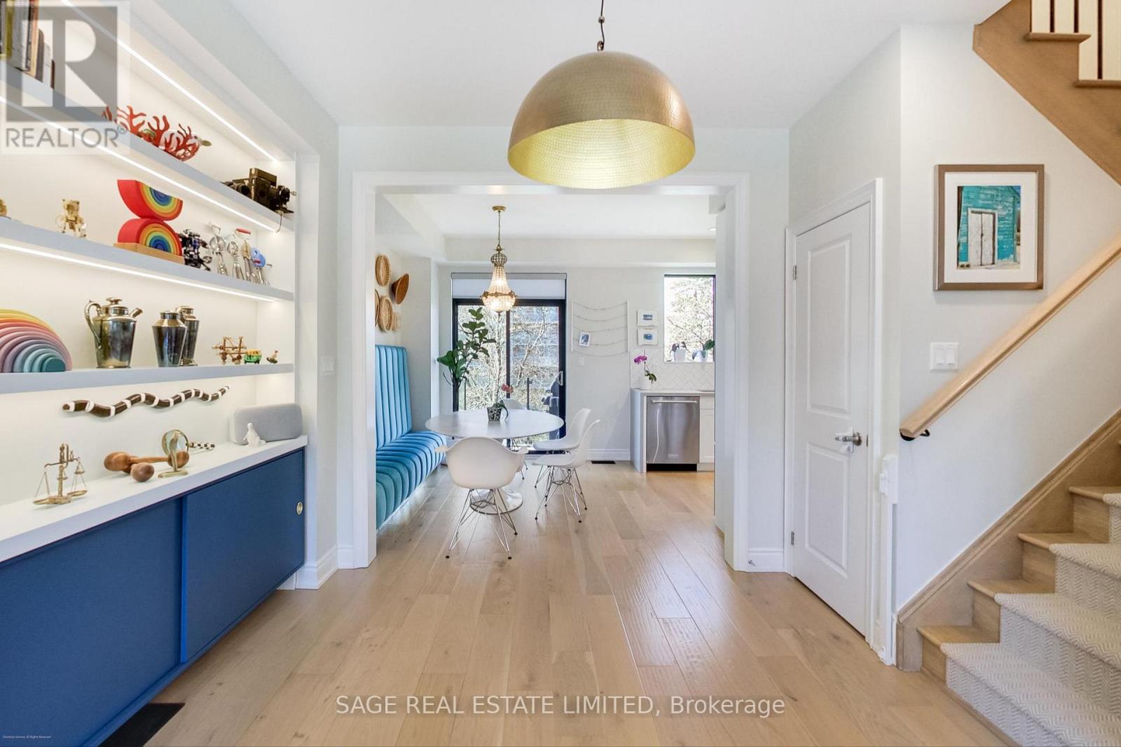 66 Pony Farm Drive, Toronto, Ontario  M9R 0B3 - Photo 11 - W12123673