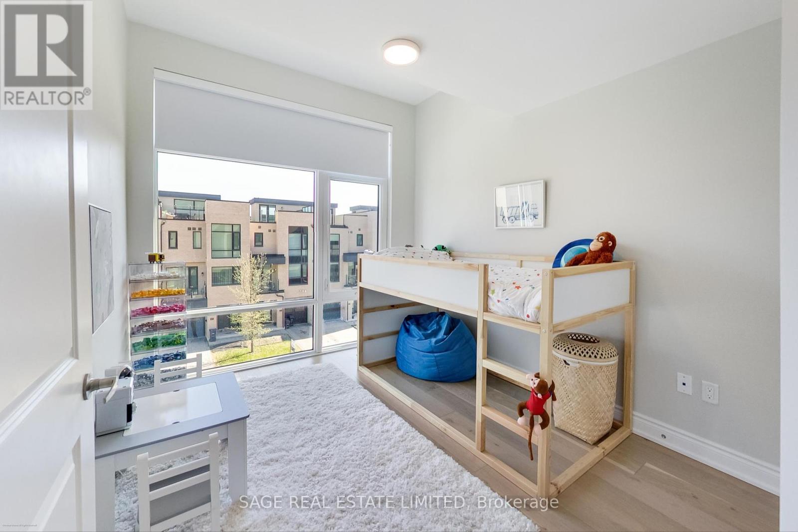 66 Pony Farm Drive, Toronto, Ontario  M9R 0B3 - Photo 23 - W12123673
