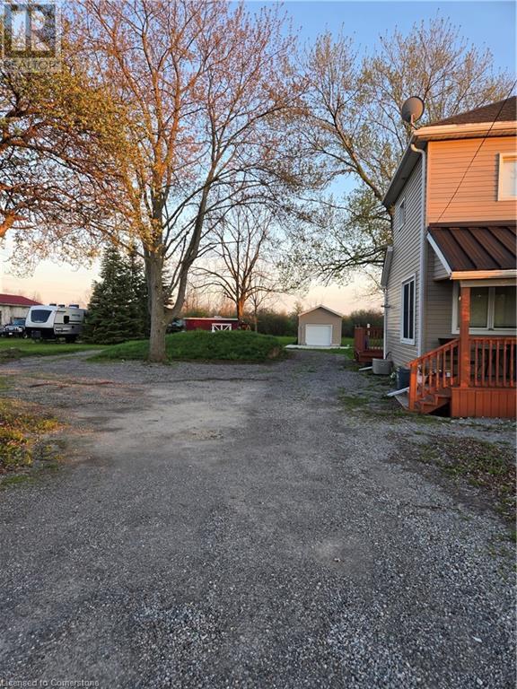 Property at 714 MAIN Street W image 2