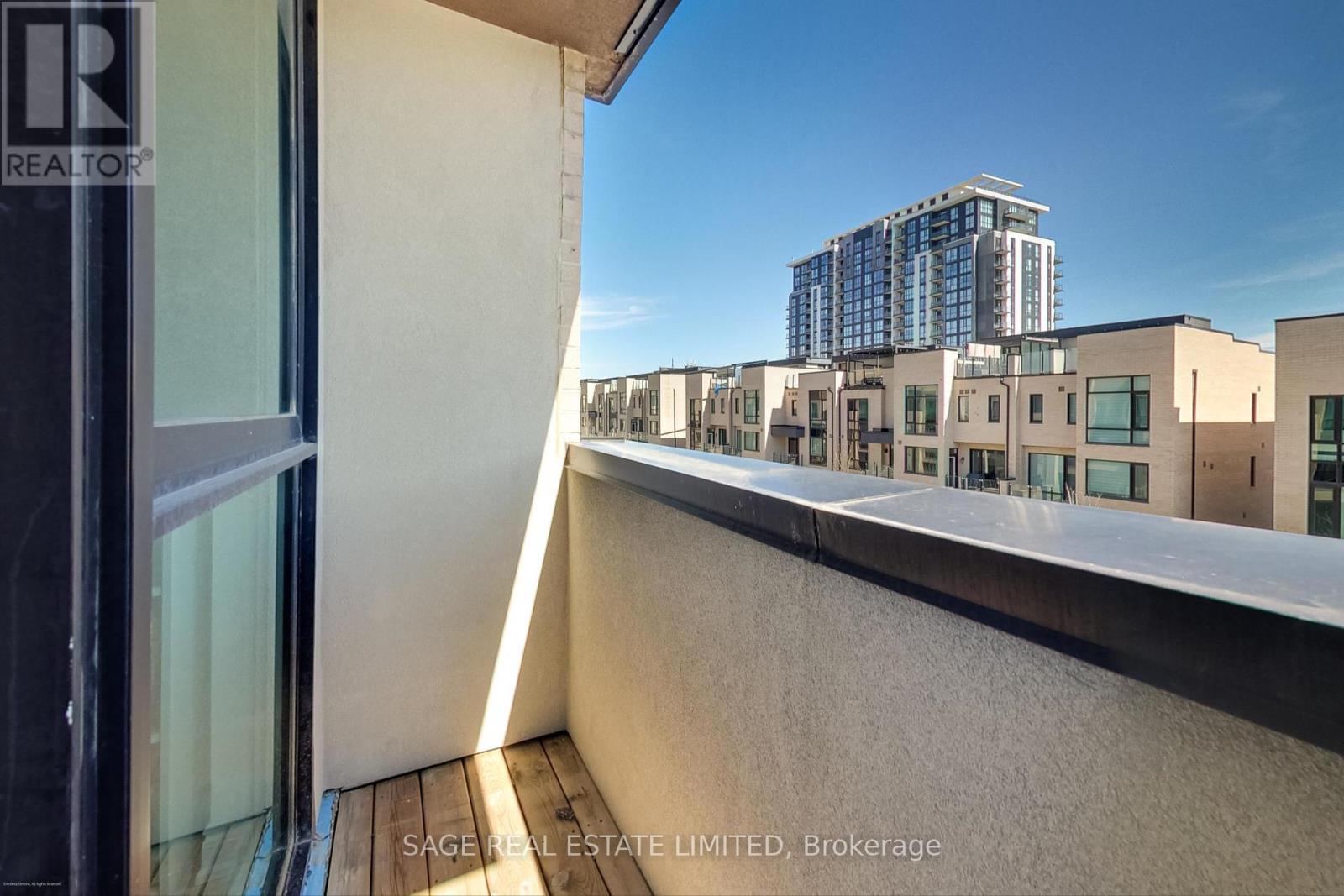 66 Pony Farm Drive, Toronto, Ontario  M9R 0B3 - Photo 31 - W12123673
