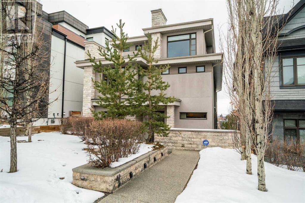 Property at 2012 29 Avenue SW image 2