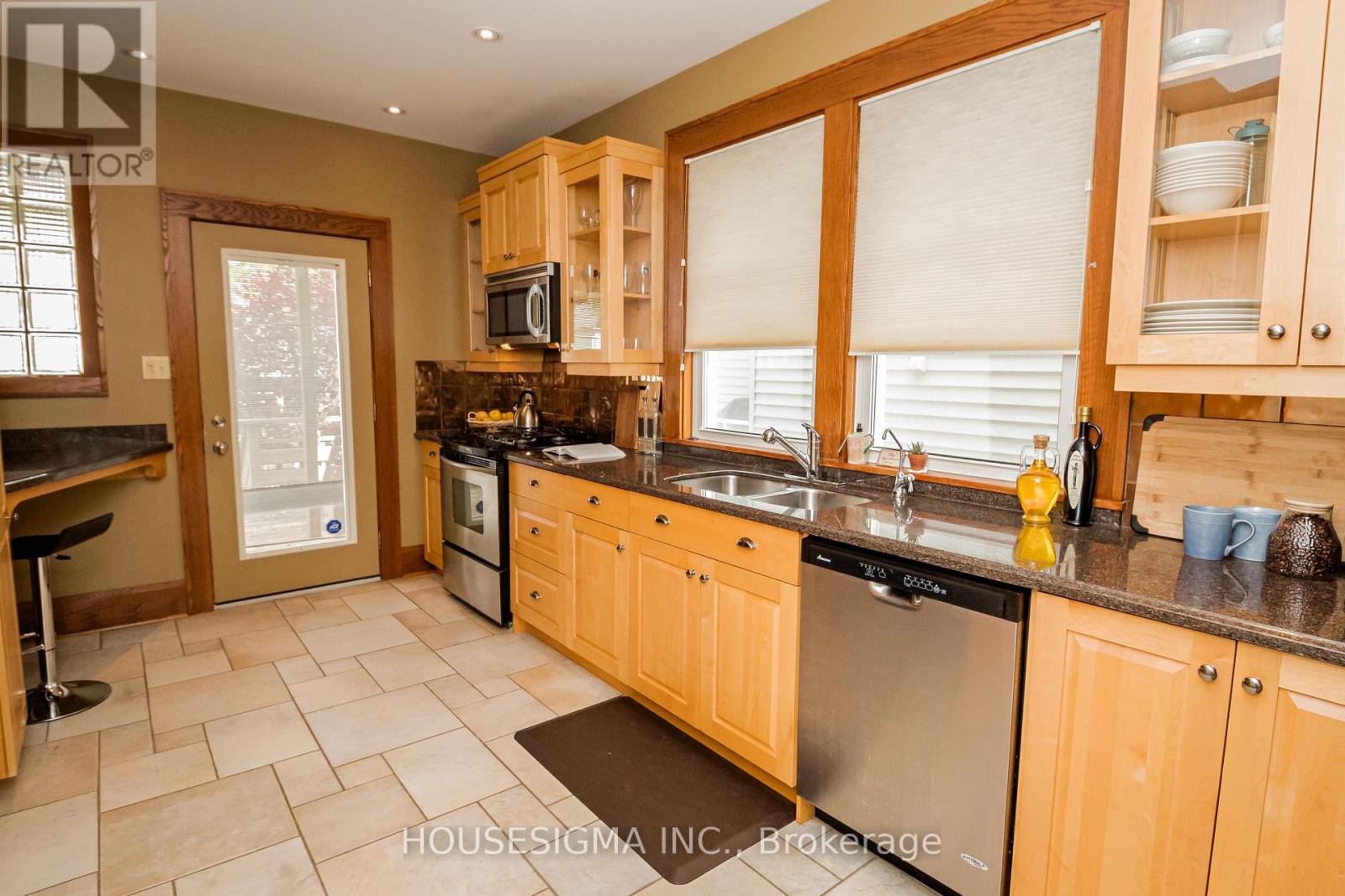 15 Margaret Street, St. Thomas, Ontario  N5R 3H6 - Photo 13 - X12136679