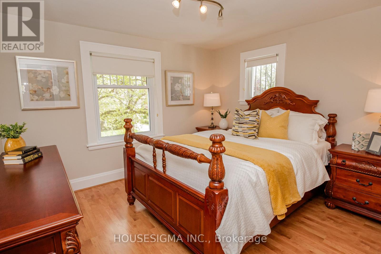 15 Margaret Street, St. Thomas, Ontario  N5R 3H6 - Photo 16 - X12136679