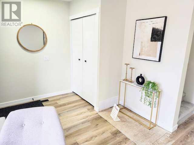 Property at 468 Cannington Close SW image 5