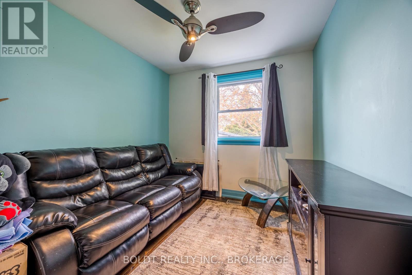 67 Wakelin Terrace, St. Catharines, Ontario  L2M 4K8 - Photo 11 - X12136623
