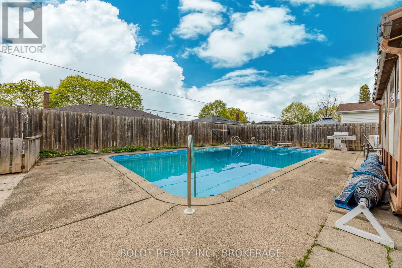 67 Wakelin Terrace, St. Catharines, Ontario  L2M 4K8 - Photo 15 - X12136623
