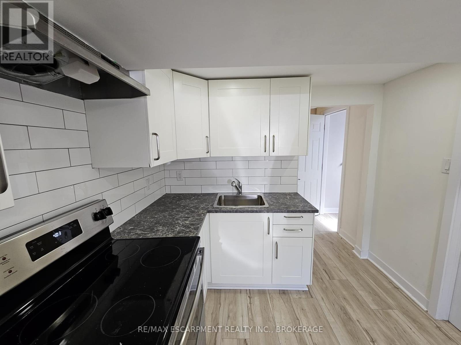 1d Water Street, Thorold (Thorold Downtown), Ontario  L2V 2J9 - Photo 4 - X12136664