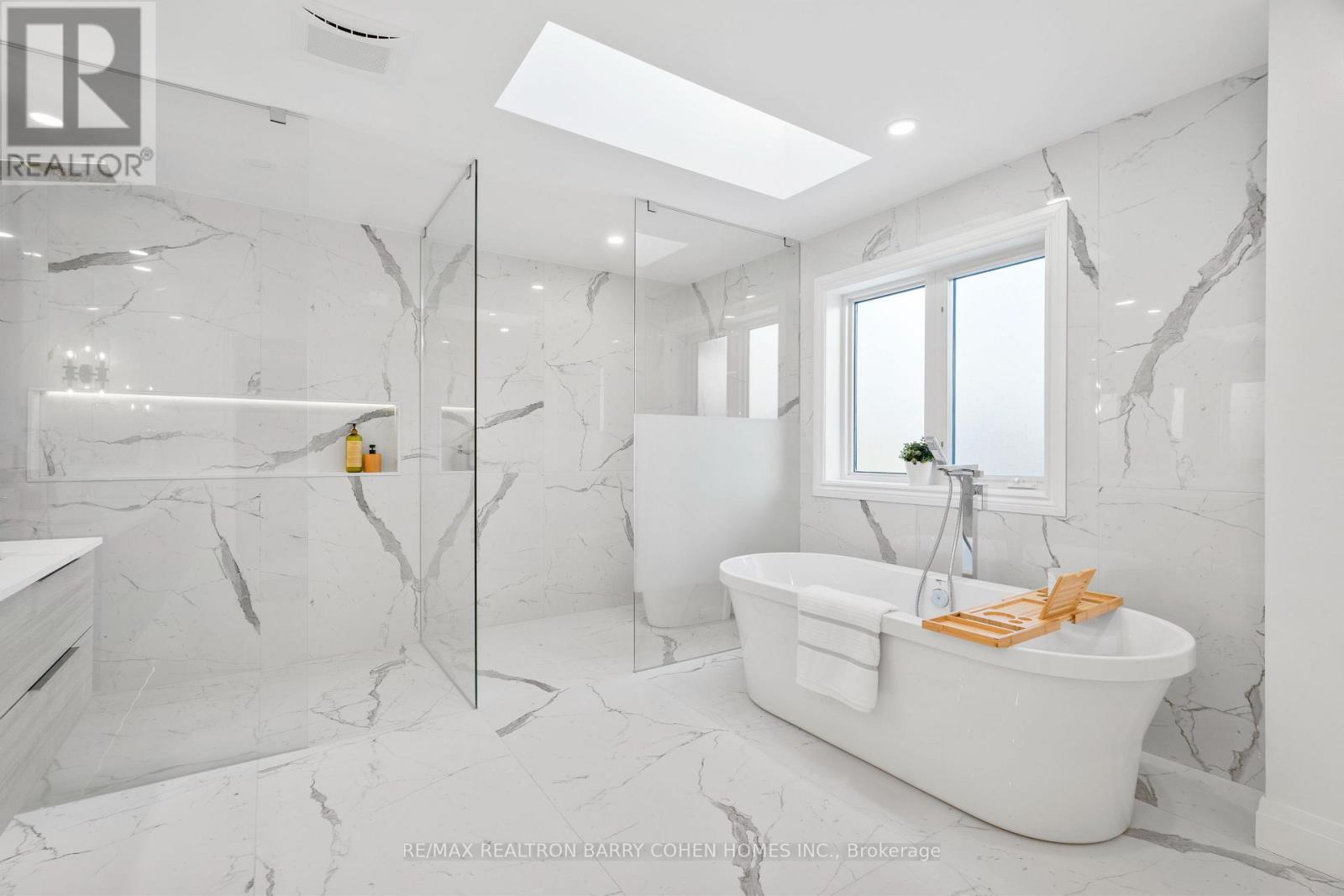151 Highland Crescent S, Toronto, Ontario  M2L 1H2 - Photo 28 - C12082709