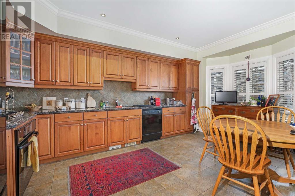 2441 Erlton Street Sw, Calgary, Alberta  T2S 2V9 - Photo 15 - A2203024