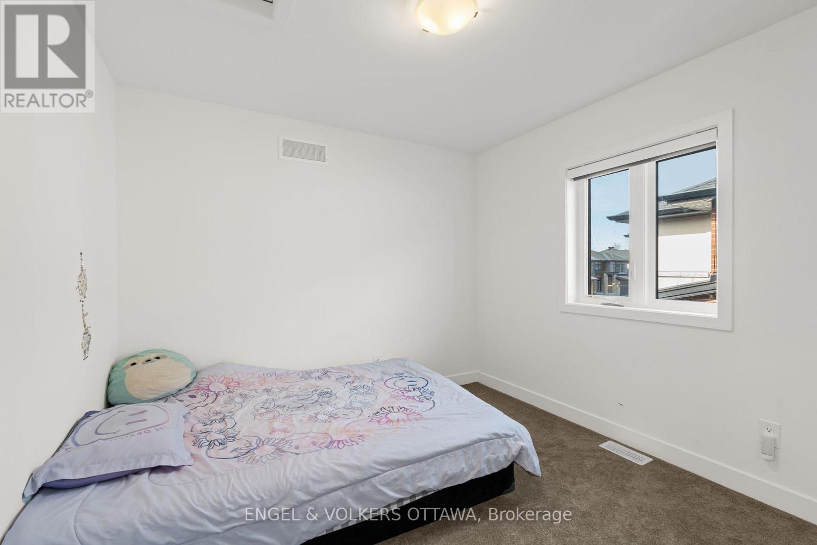 12 Whooping Crane Ridge, Ottawa, Ontario  K4M 0P1 - Photo 22 - X12136667