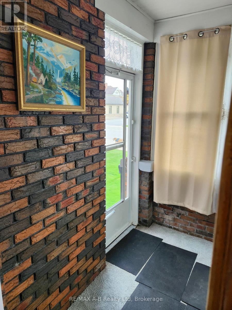 101 Montreal St Street, West Perth, Ontario  N0K 1N0 - Photo 30 - X12130441