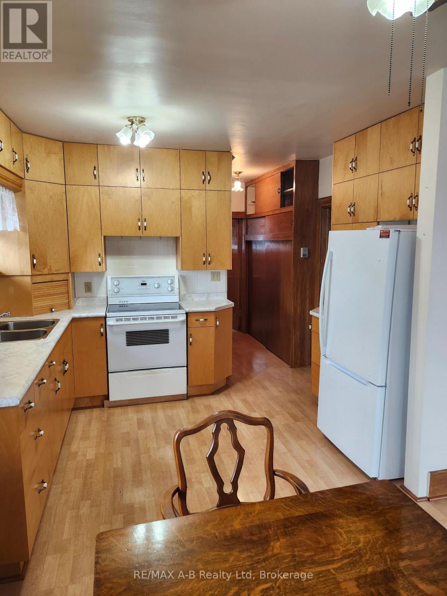 101 Montreal St Street, West Perth, Ontario  N0K 1N0 - Photo 33 - X12130441