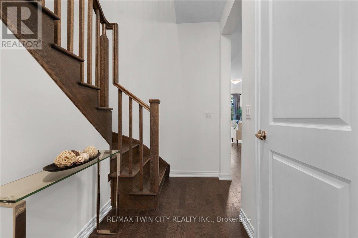 Property at 172 BROADACRE DRIVE image 5