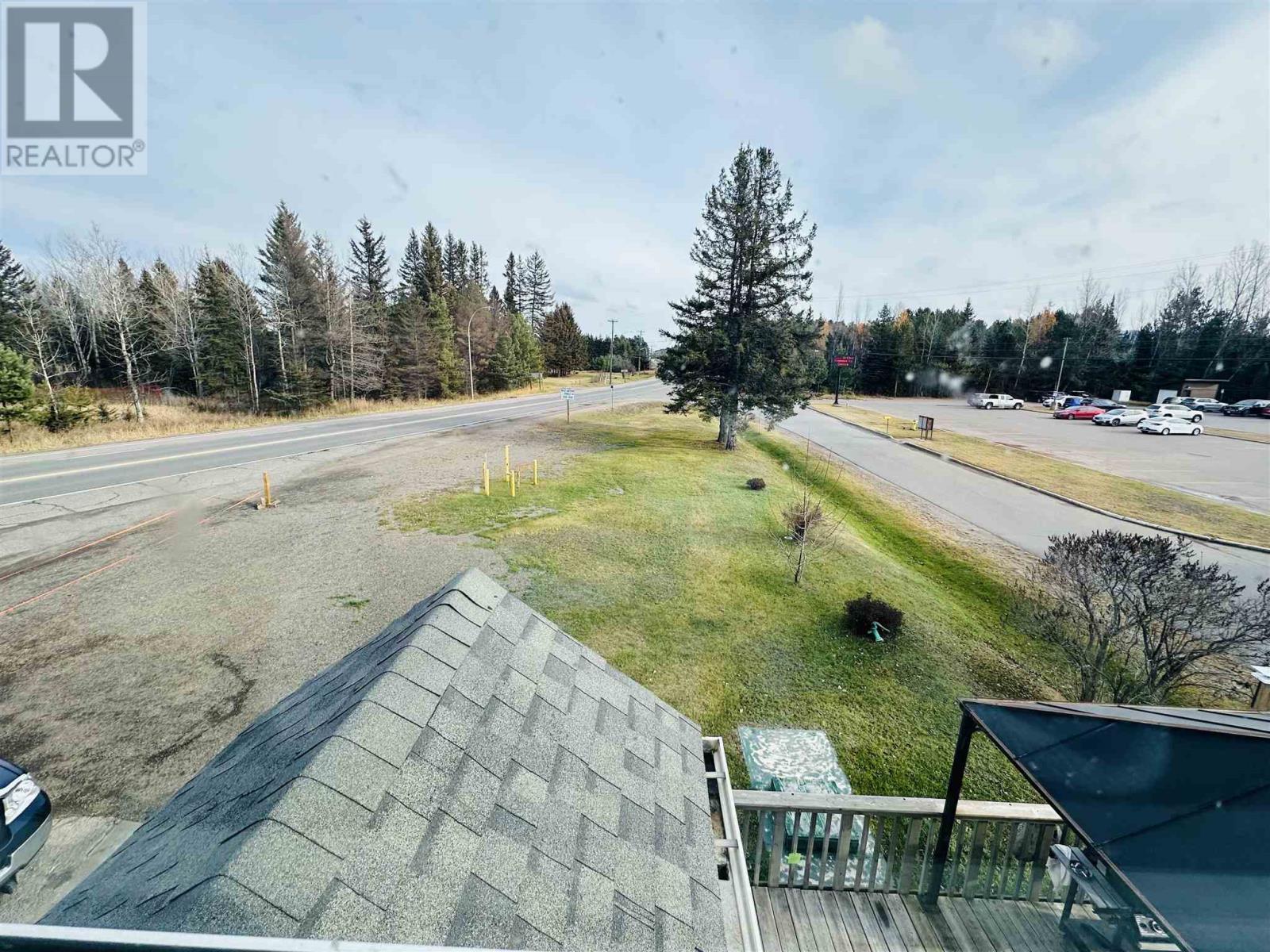 1925 Arthur St W, Thunder Bay, Ontario  P7K 1C7 - Photo 10 - TB251085