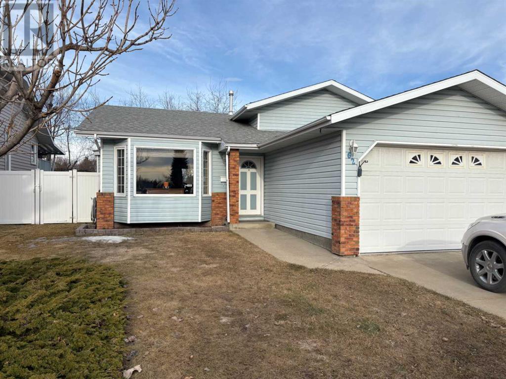 62 Dunning Crescent, Red Deer, Alberta  T4R 2G8 - Photo 1 - A2213766