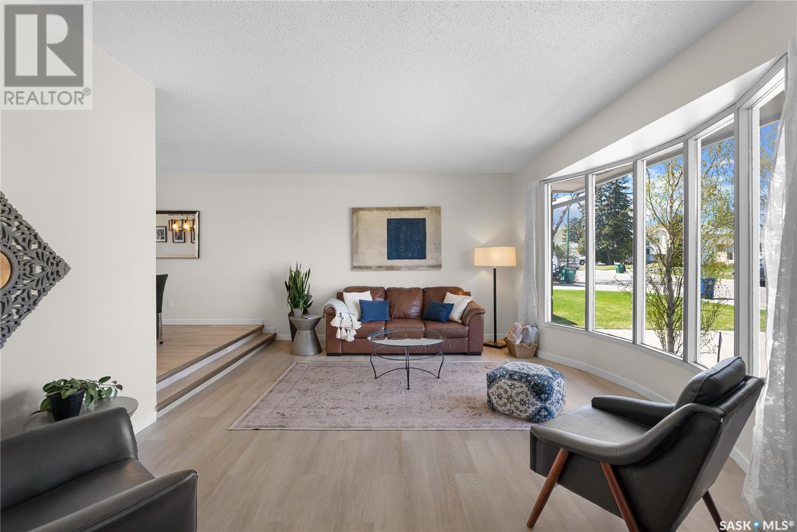Property at 77 Albany CRESCENT image 5