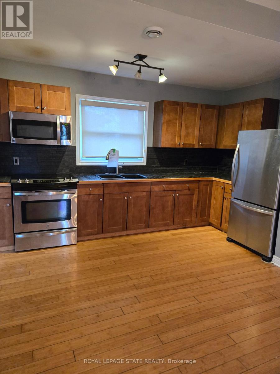 714 Main Street W, Port Colborne, Ontario  L3K 5V4 - Photo 11 - X12084562
