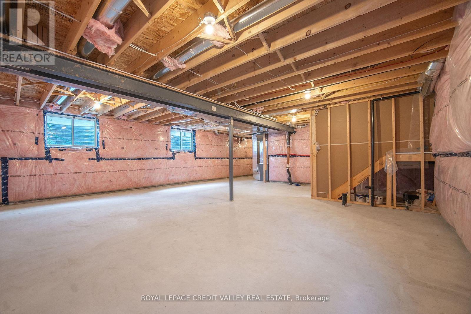 198 Middleton Avenue, London South, Ontario  N6L 0E9 - Photo 35 - X12013583