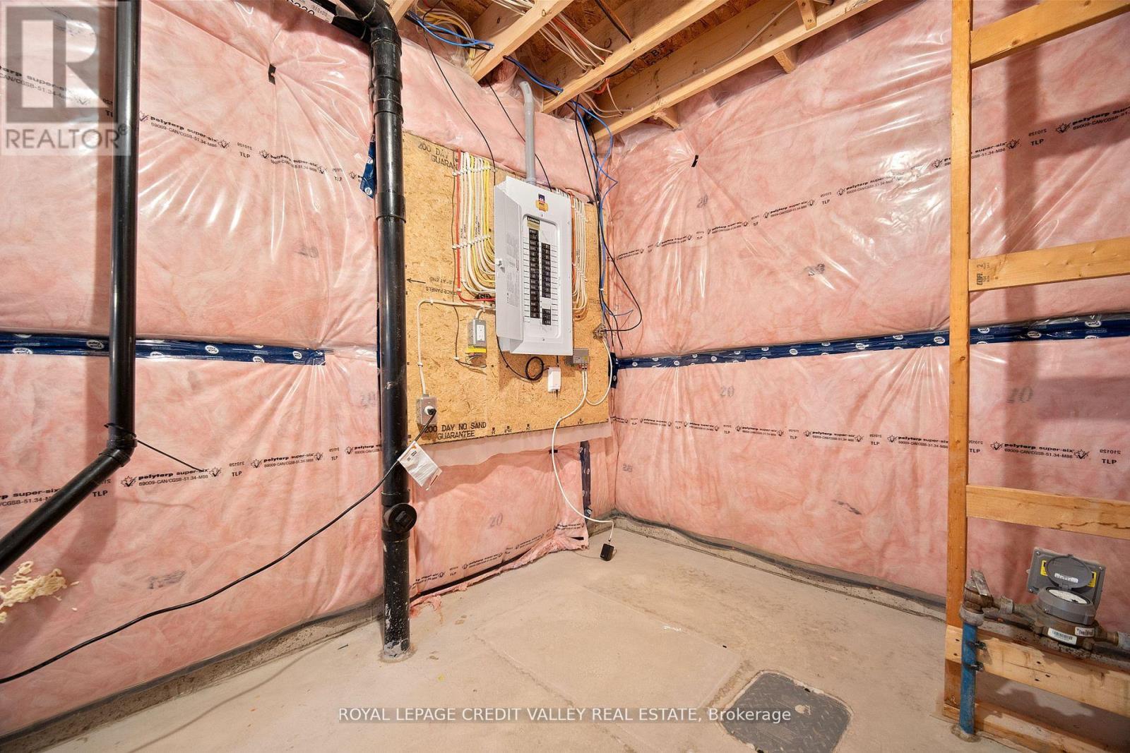198 Middleton Avenue, London South, Ontario  N6L 0E9 - Photo 37 - X12013583