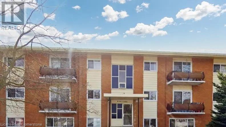 67 Milford Avenue Unit# 8, Waterloo, Ontario  N2L 3Z7 - Photo 1 - 40726820