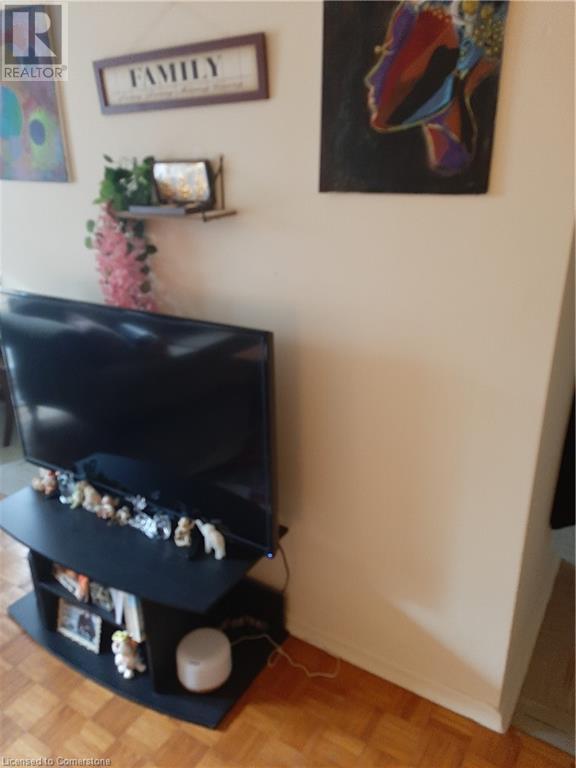 67 Milford Avenue Unit# 8, Waterloo, Ontario  N2L 3Z7 - Photo 2 - 40726820