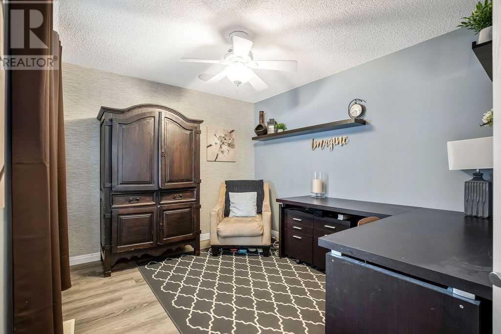 Property at 8 Auburn Bay Lane SE image 3