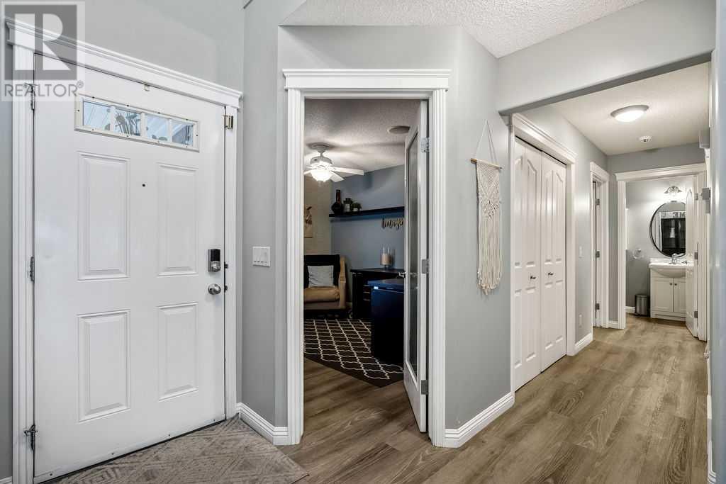 Property at 8 Auburn Bay Lane SE image 2