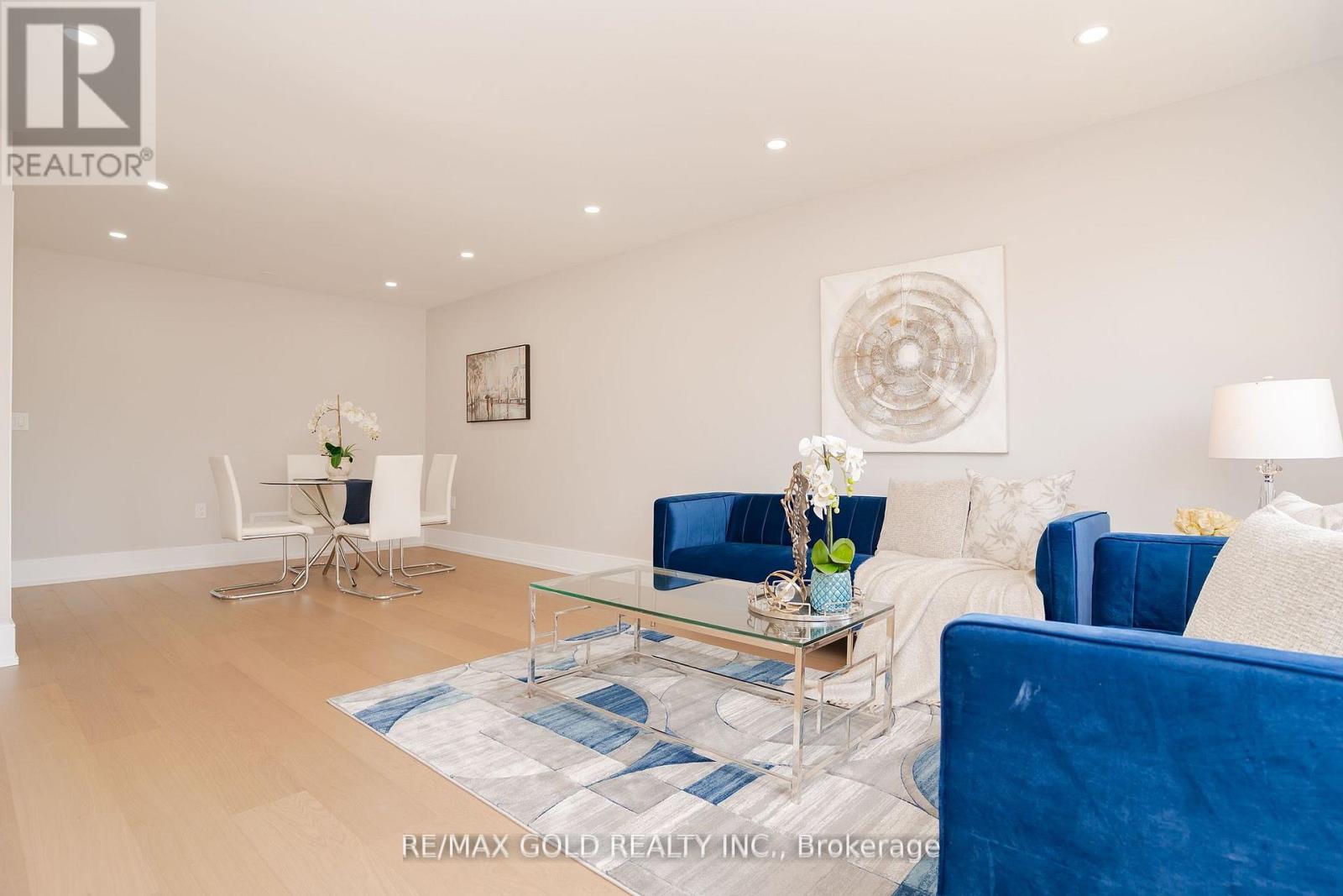 Property at 41 DANESBURY CRESCENT image 5