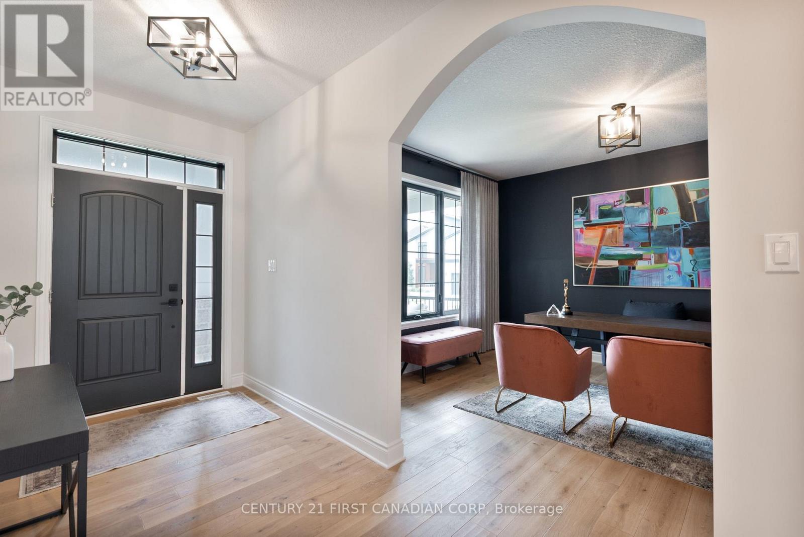 Property at 1068 TRAILSWAY AVENUE image 5