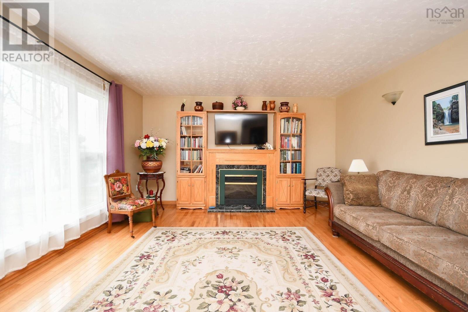 50 Station Rd, Beaver Bank, Nova Scotia  B4G 1C8 - Photo 6 - 202510437