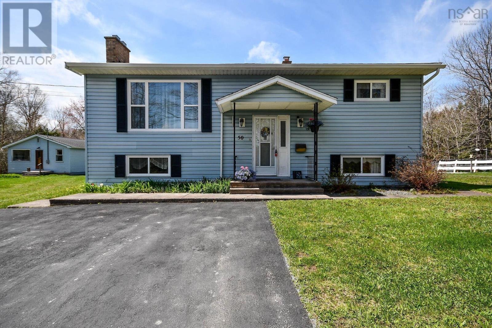 Property at 50 Station Rd image 2