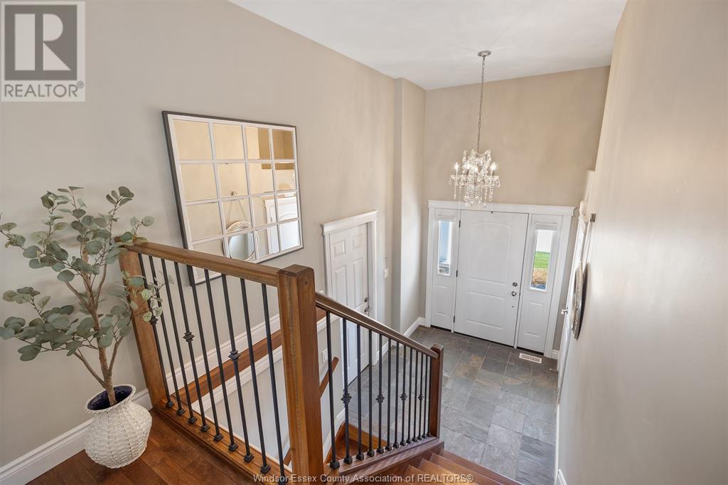 Property at 199 RIVERVIEW image 5