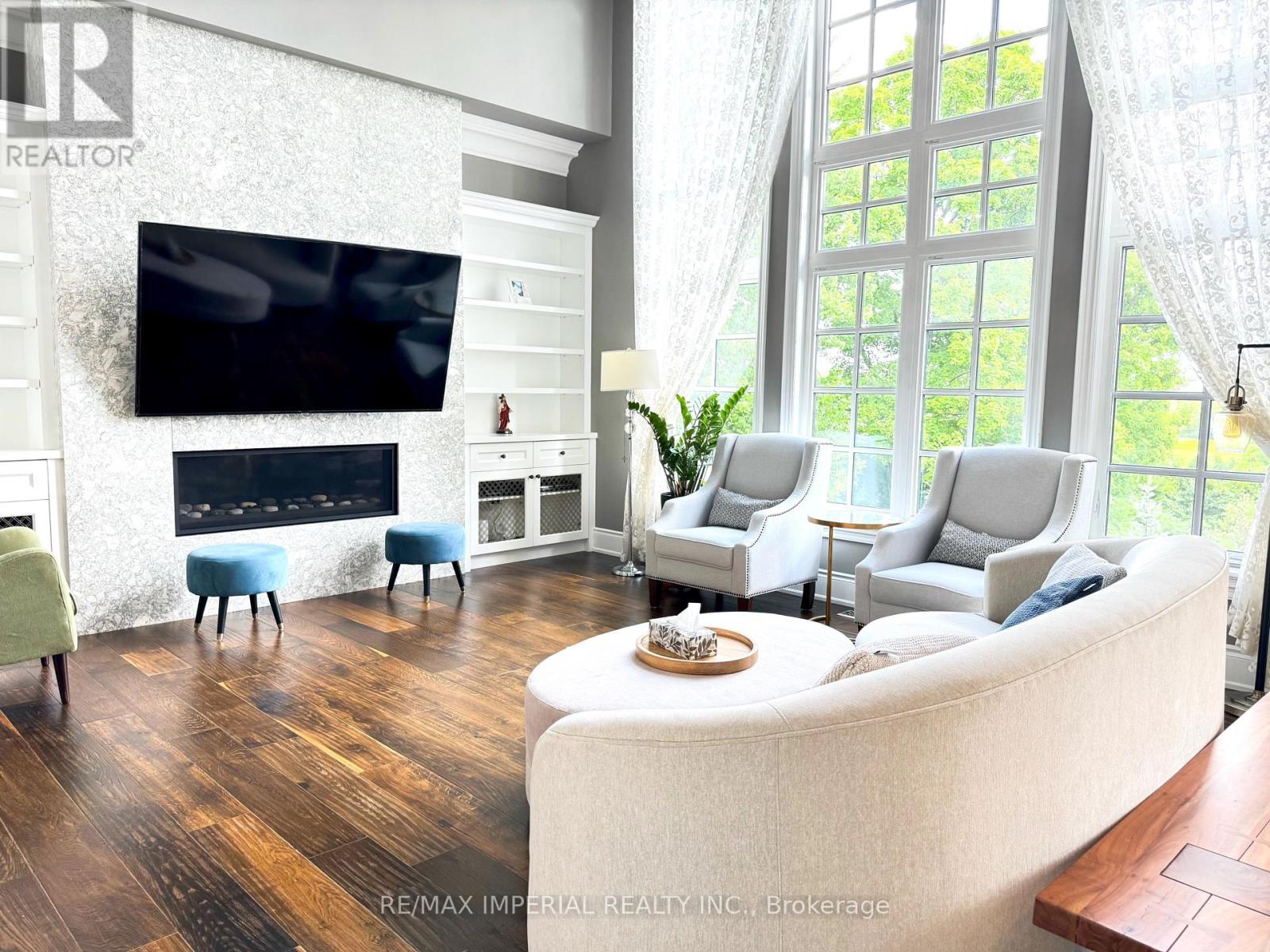 190 Angus Glen Boulevard, Markham, Ontario  L6C 0K1 - Photo 8 - N12013024