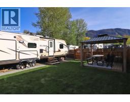 5 Osprey Lane, lee creek, British Columbia