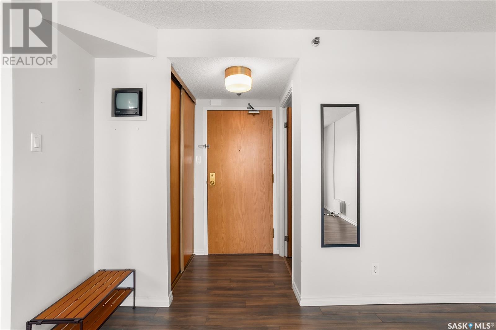Property at 801 430 5th AVENUE N image 2
