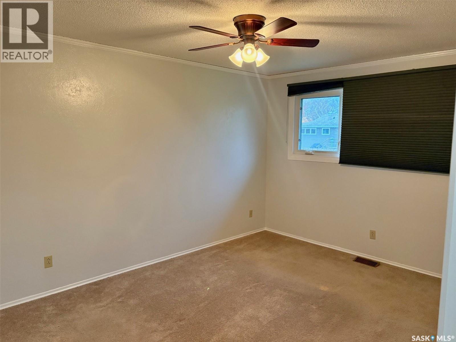 506 Grant Bay, Esterhazy, Saskatchewan  S0A 0X0 - Photo 10 - SK005189