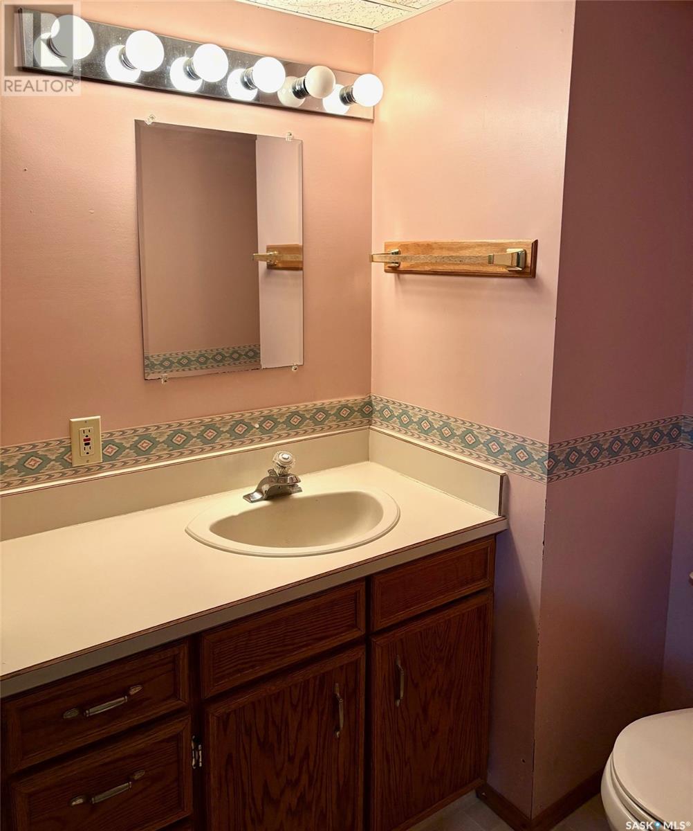 506 Grant Bay, Esterhazy, Saskatchewan  S0A 0X0 - Photo 32 - SK005189