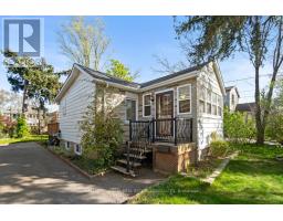 64 EAGLEWOOD BOULEVARD, Mississauga, Ontario