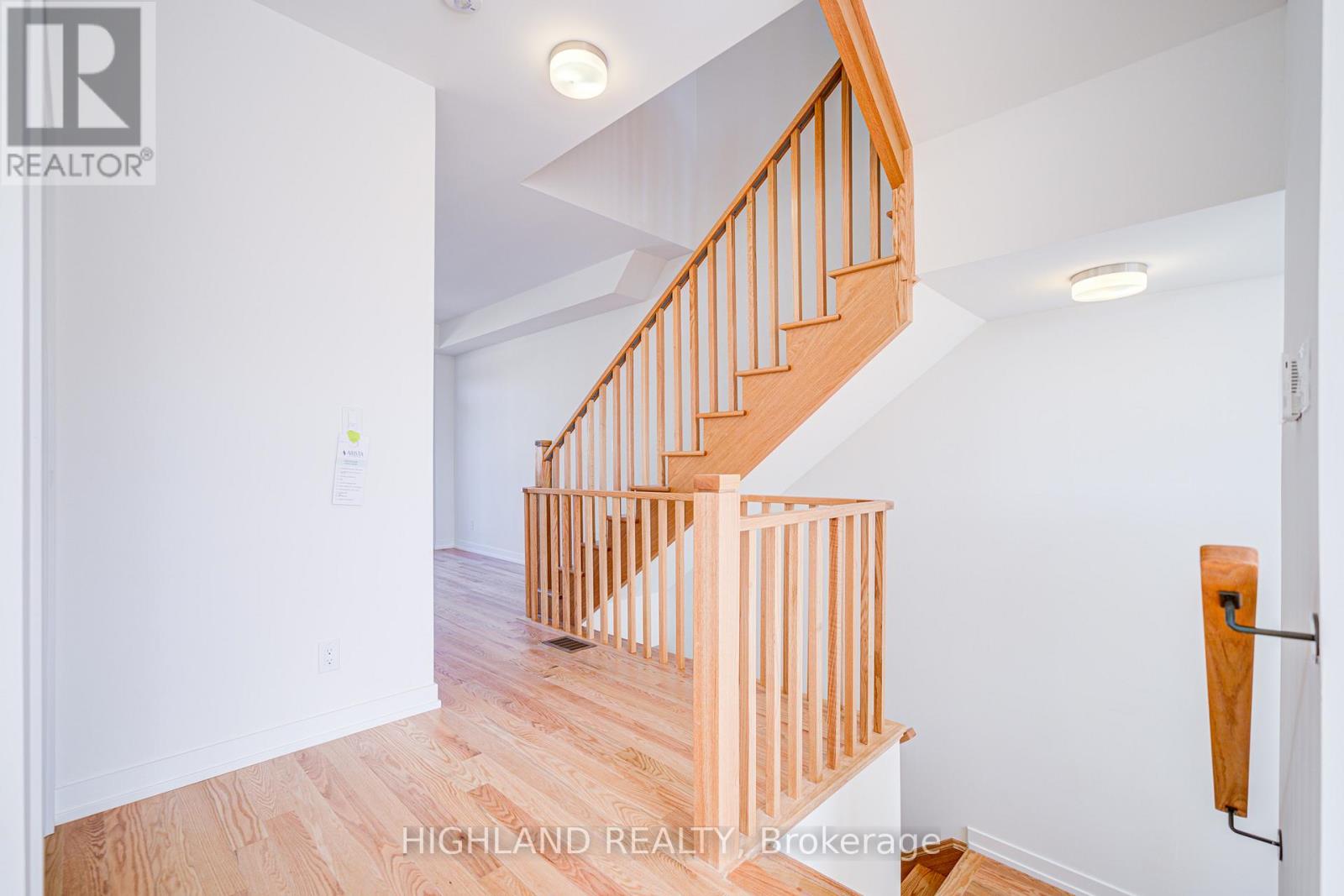 3065 Robert Lamb Boulevard, Oakville (Jm Joshua Meadows), Ontario  L6H 7H5 - Photo 11 - W12100217