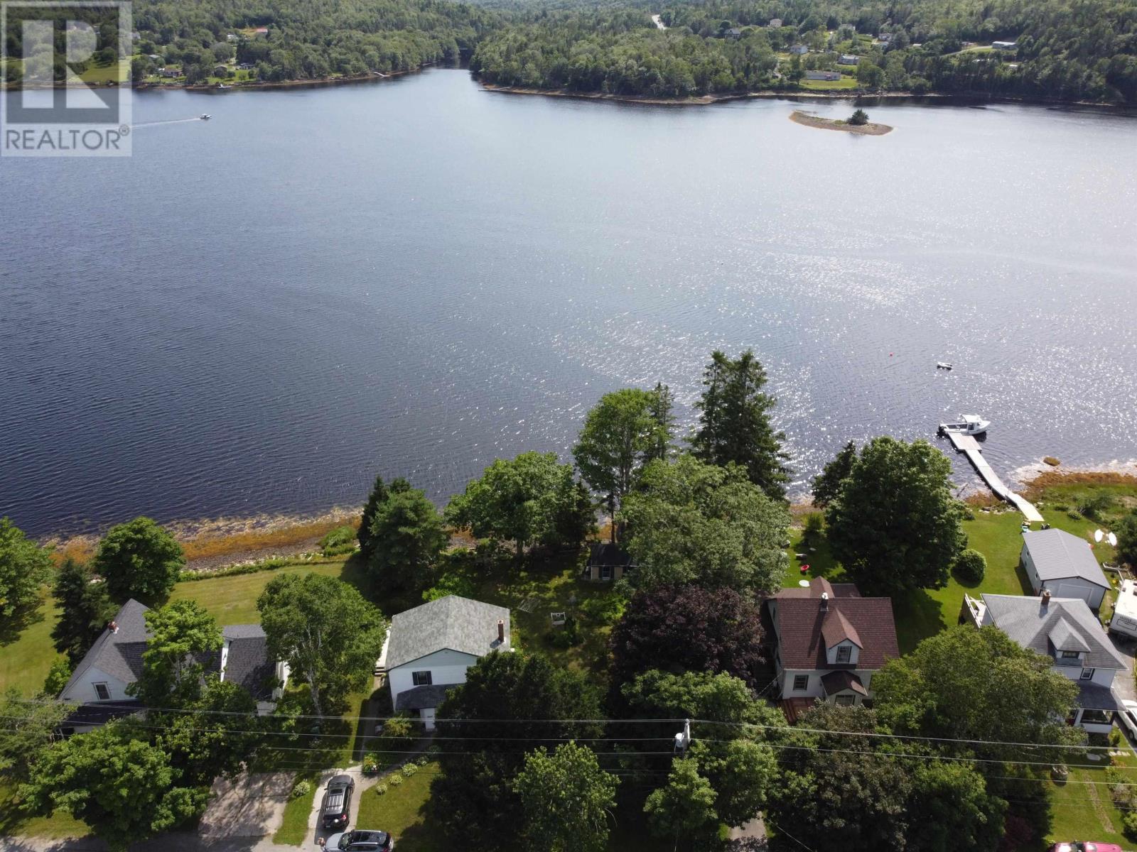 Property at 22676 Highway 7 image 2