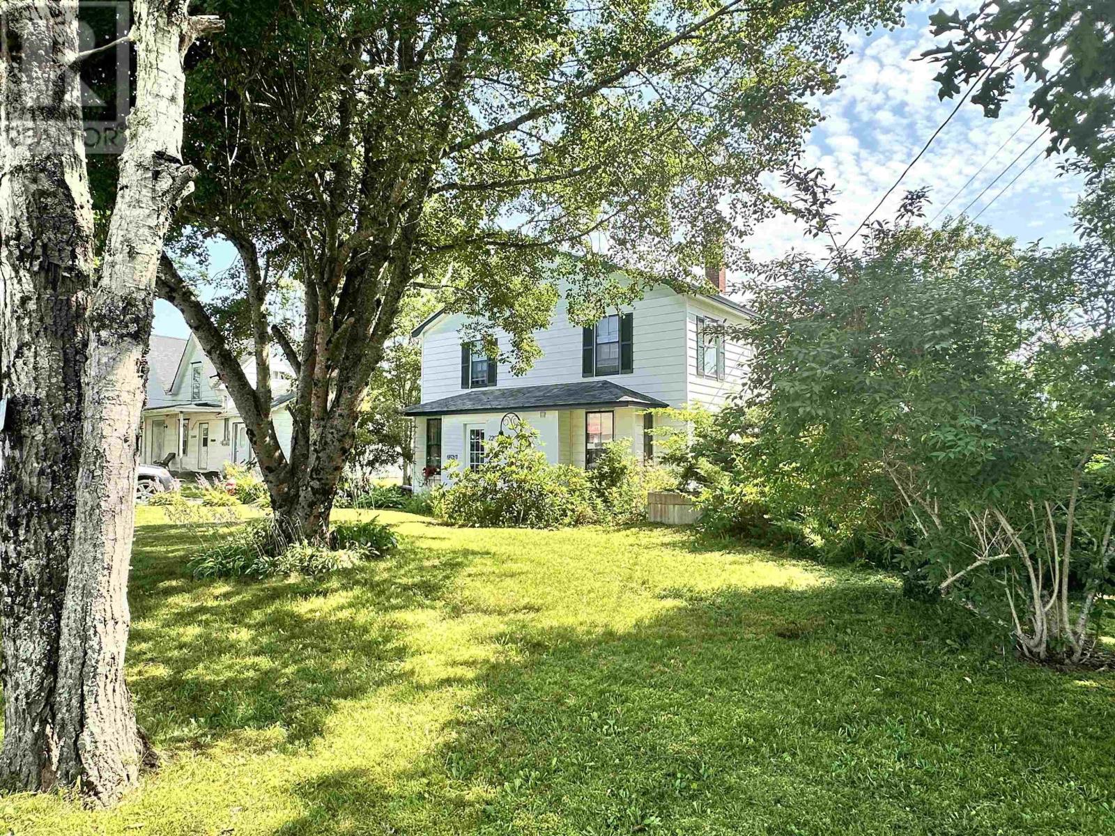 Property at 22676 Highway 7 image 3