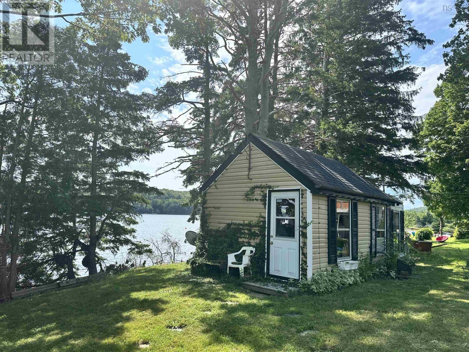 22676 Highway 7, Sheet Harbour, Nova Scotia  B0J 3B0 - Photo 9 - 202510453