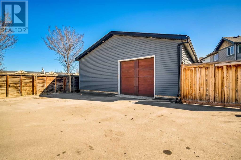 Property at 43 Walden Manor SE image 4