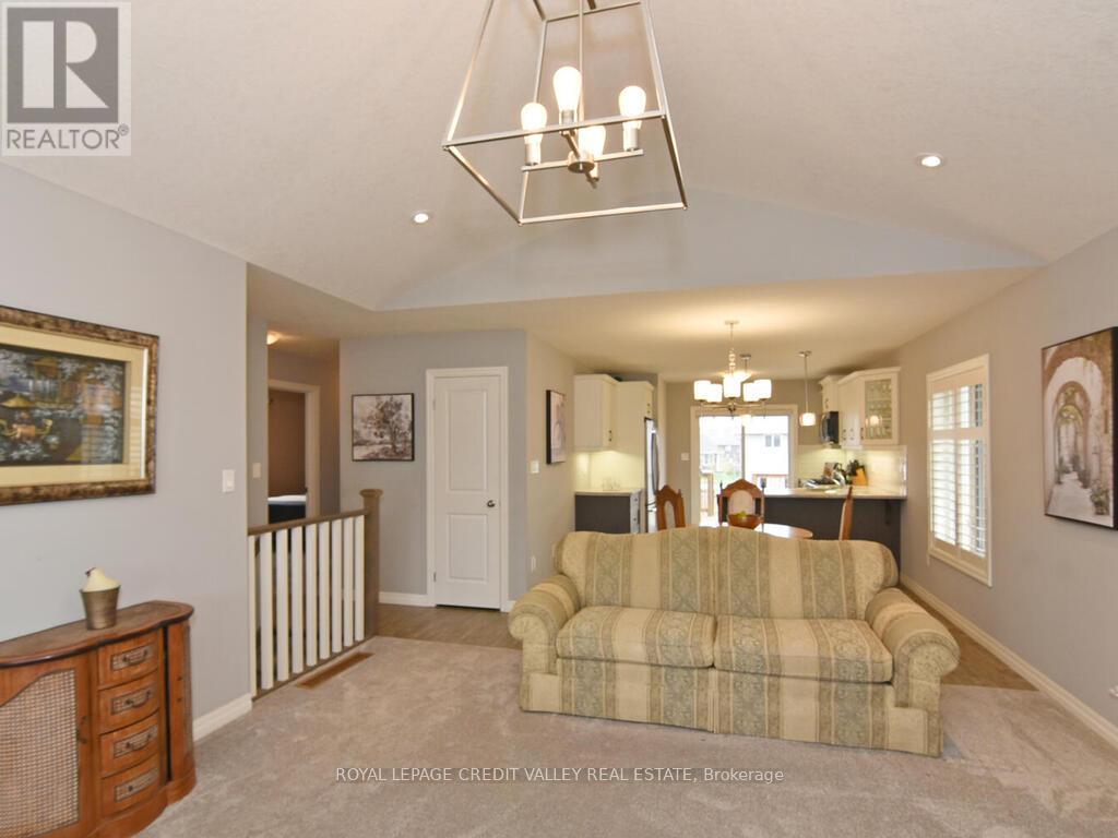20 Fox Hollow Court, St. Thomas, Ontario  N5R 0J6 - Photo 6 - X12109892