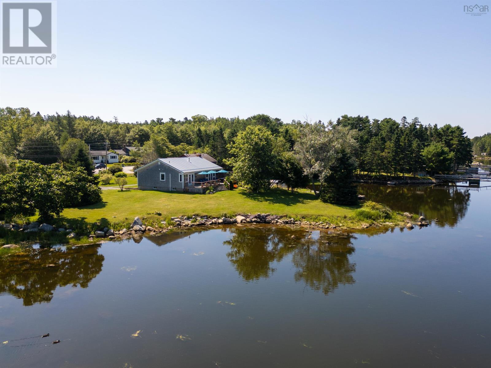 Property at 13150 Peggys Cove Road image 3