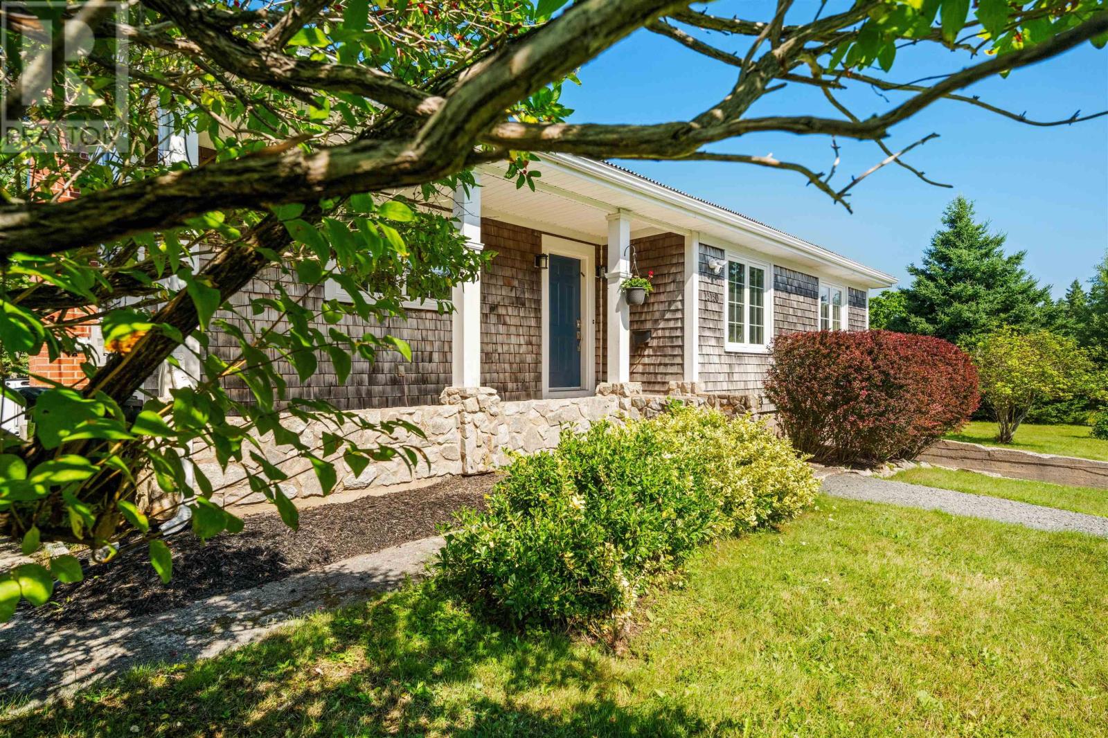 Property at 13150 Peggys Cove Road image 5