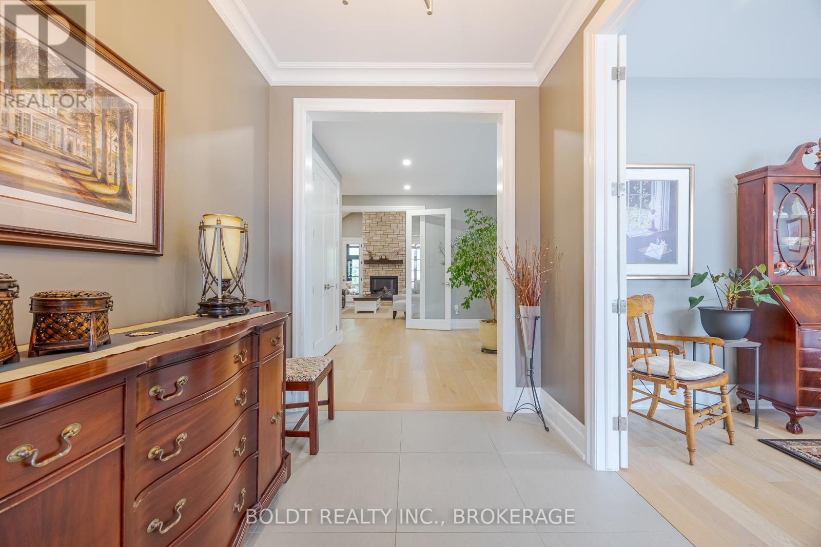 Property at 22 JOYCE CRESCENT image 4