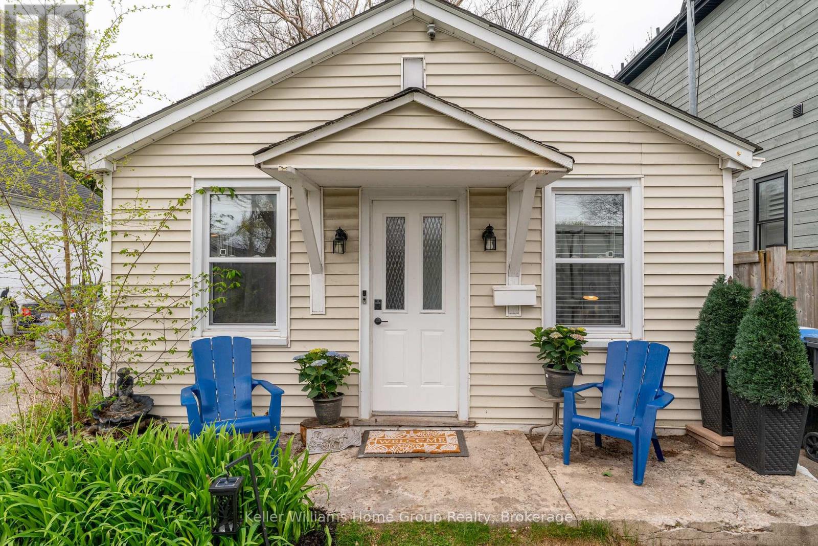 Property at 179 ANGELENE STREET image 1
