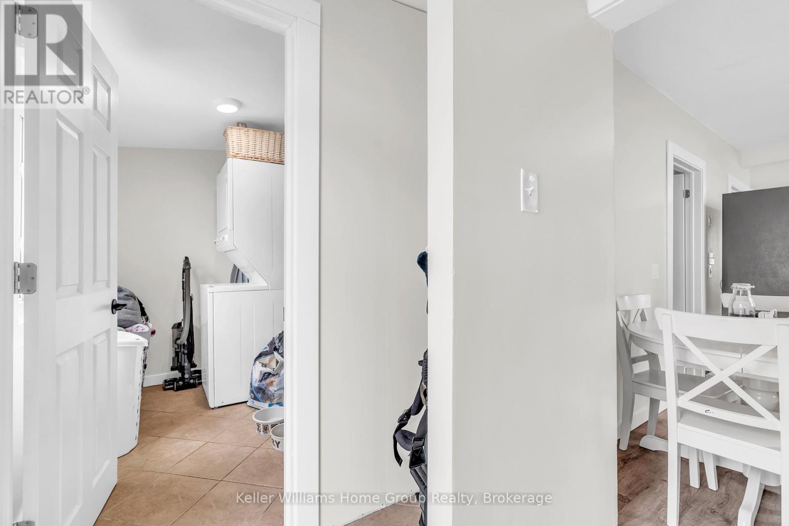 179 Angelene Street, Mississauga, Ontario  L5G 1X1 - Photo 22 - W12136896
