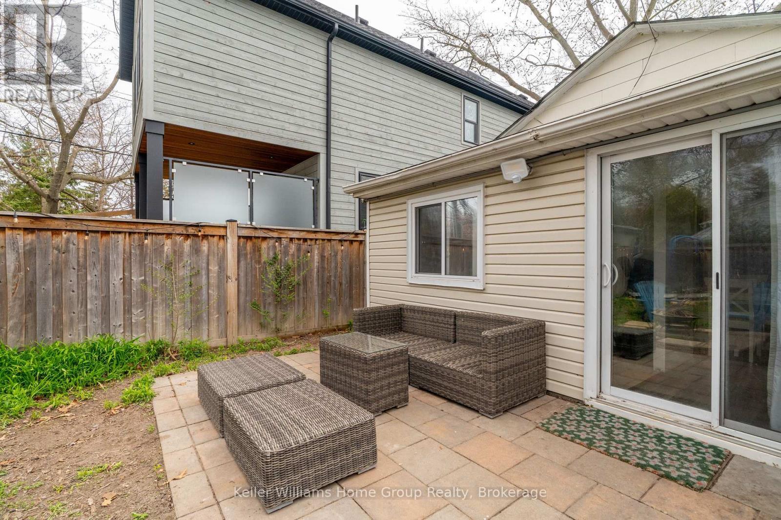 179 Angelene Street, Mississauga, Ontario  L5G 1X1 - Photo 25 - W12136896